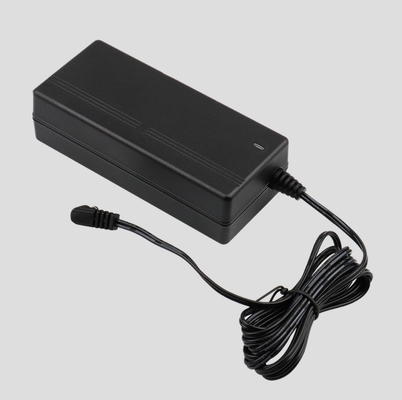 adaptador de 12v 5a, color de escritorio del adaptador, blanco o negro
